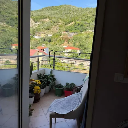 Marinaa Apartman *